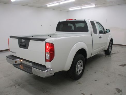 Used 2016 Nissan Frontier S RWD image 7