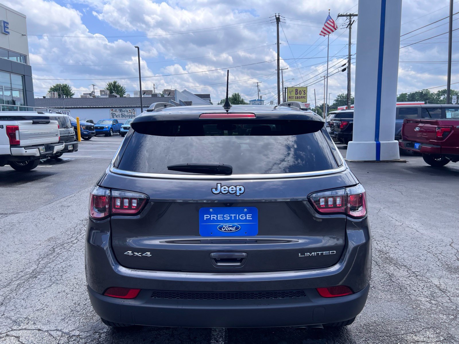 Used 2022 Jeep Compass Limited w/ Sun and Sound Group AWD/4WD image 10