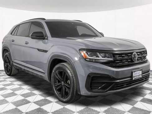 Used 2023 Volkswagen Atlas Cross Sport SEL R-Line AWD/4WD image 16