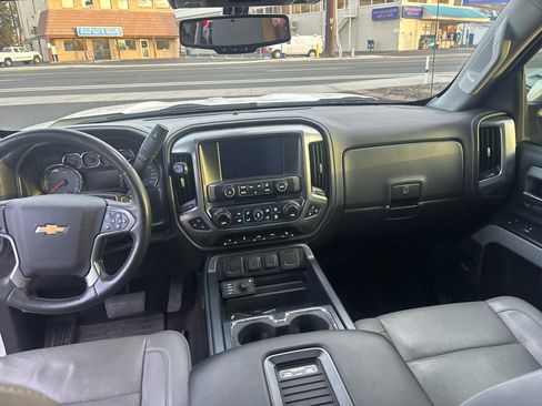 Used 2016 Chevrolet Silverado 1500 LTZ Z71 w/ LTZ Plus Package image 11