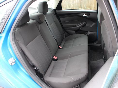 Used 2015 Ford Focus SE image 34