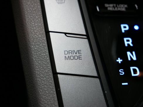 Used 2020 Hyundai Elantra Value Edition image 27