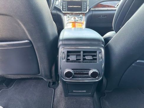 Used 2017 Lincoln Continental Reserve w/ Climate Package image 15