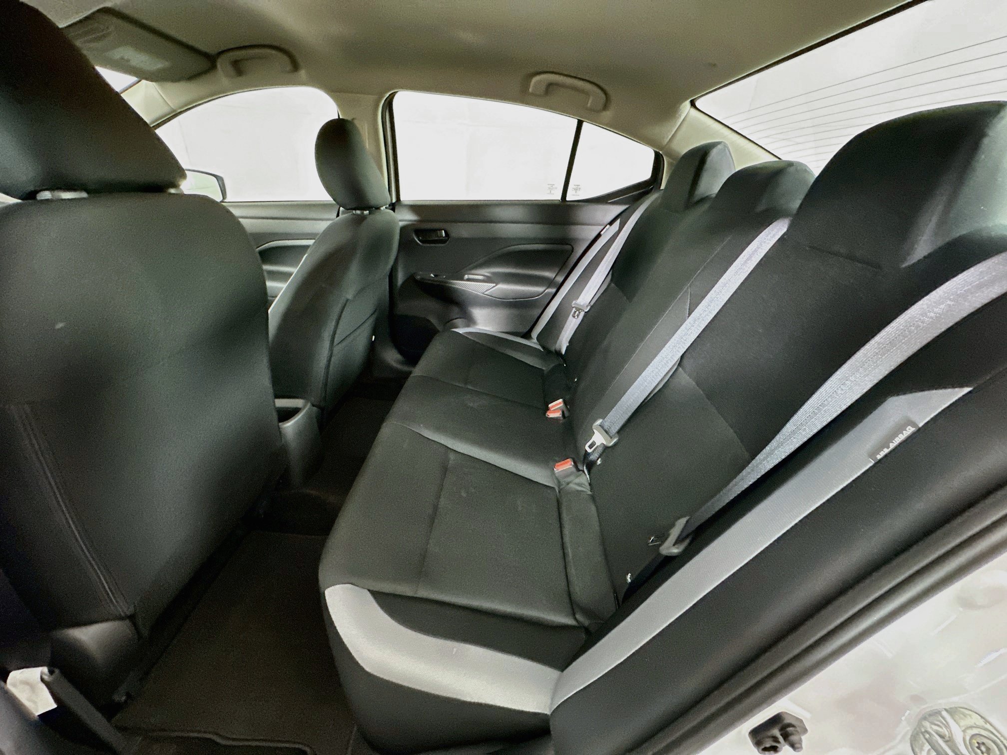 Used 2025 Nissan Versa S w/ Trunk Package FWD image 26