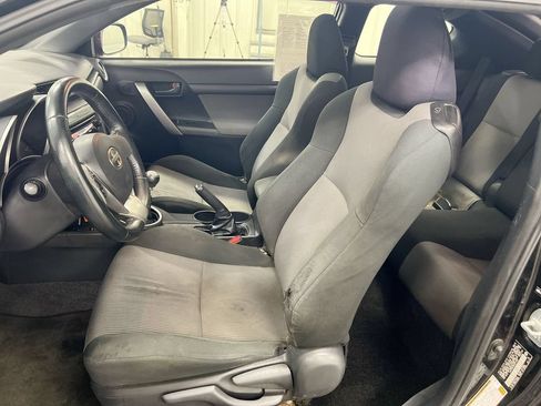 Used 2014 Scion tC FWD image 19