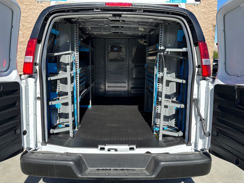 New 2025 GMC Savana 2500 w/ Driver Convenience Package RWD image 9