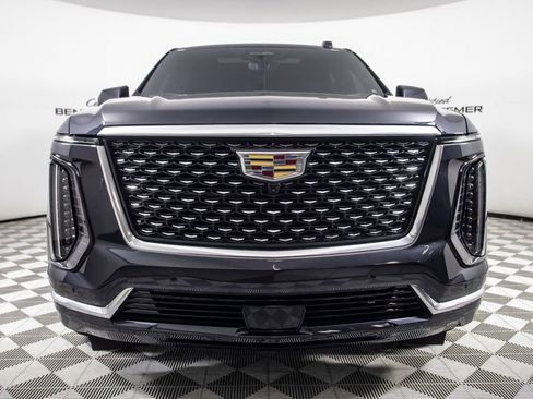Used 2025 Cadillac Escalade Premium Luxury w/ Touring Package AWD/4WD image 5
