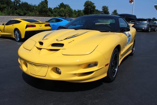 Used 2002 Pontiac Firebird Trans Am RWD image 3