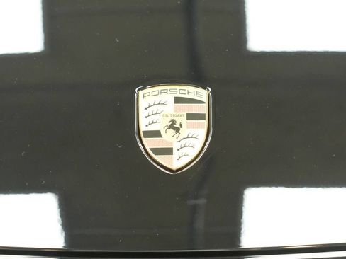 New 2026 Porsche Macan 4 Electric AWD/4WD image 28