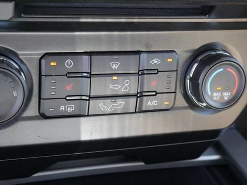 Used 2017 Ford F150 XLT w/ Equipment Group 302A Luxury AWD/4WD image 5