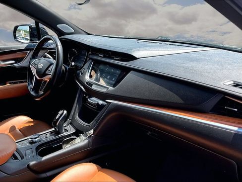 Certified 2023 Cadillac XT5 Premium Luxury AWD/4WD image 26
