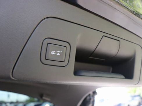 New 2025 Buick Envision Sport Touring image 10