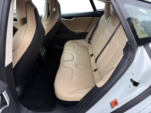 Used 2017 Tesla Model S 75D image 16