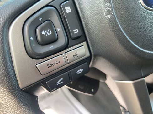 Used 2017 Subaru Outback 2.5i Premium AWD/4WD image 43