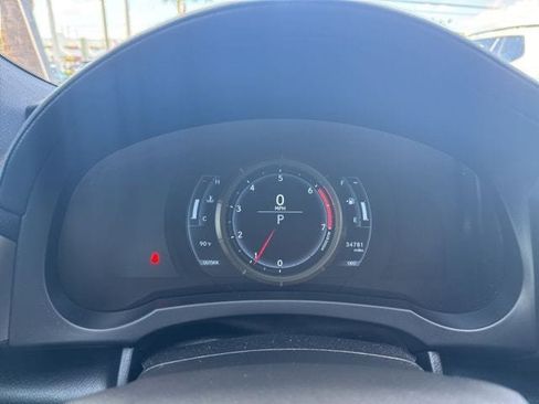 Used 2016 Lexus RC 200t RWD image 18