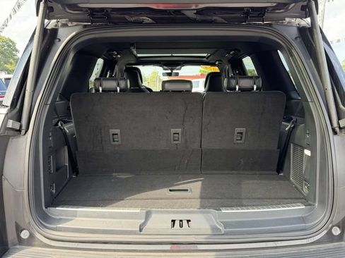 Certified 2024 Lincoln Navigator Reserve AWD/4WD image 8