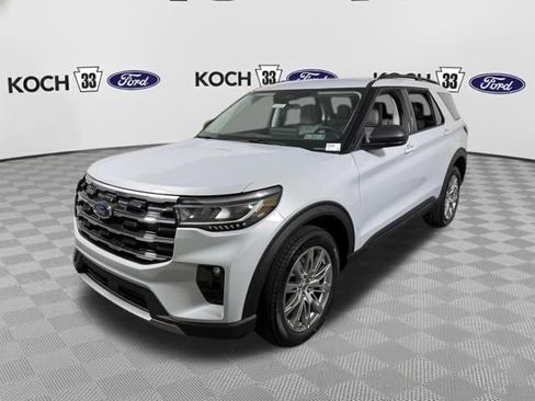 New 2026 Ford Explorer Active w/ Active Comfort Package AWD/4WD image 3