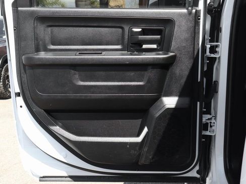 Used 2021 RAM 5500 Tradesman w/ Chrome Appearance Group RWD image 29