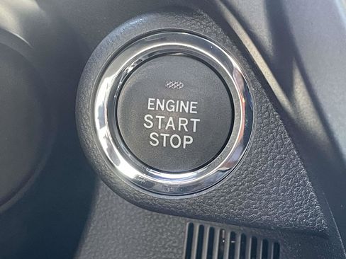 New 2025 Subaru Forester Limited image 15