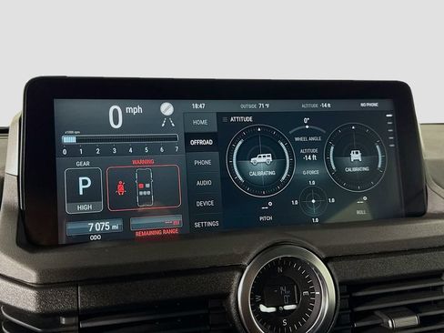 Used 2025 INEOS Grenadier AWD/4WD image 27