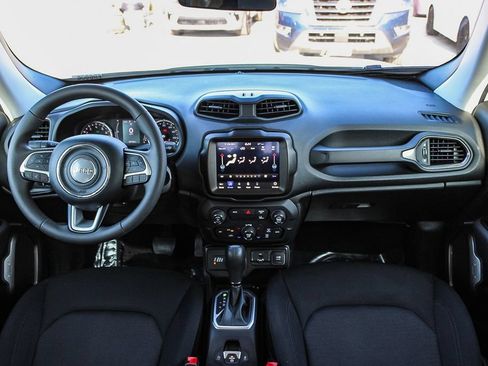Used 2023 Jeep Renegade Latitude AWD/4WD image 13