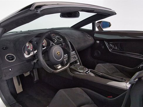 Used 2012 Lamborghini Gallardo LP 570-4 Performante AWD/4WD image 16