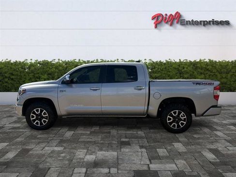 Used 2021 Toyota Tundra Limited w/ Limited Premium Package AWD/4WD image 3