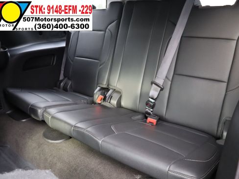 Used 2015 Chevrolet Suburban LTZ image 17