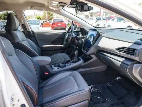 Used 2025 Subaru Crosstrek 2.5i Limited w/ Crosstrek Mirror Package AWD/4WD image 17