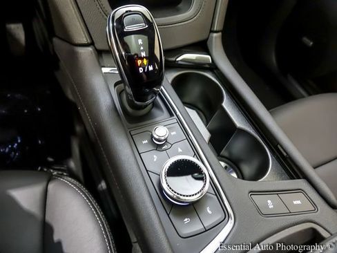 New 2026 Cadillac XT5 Premium Luxury w/ LPO, Floor Liner Package AWD/4WD image 20