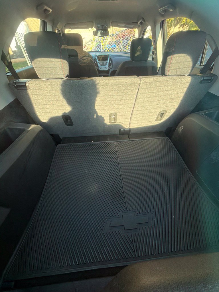 Used 2017 Chevrolet Equinox LS FWD image 25