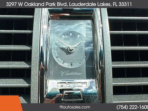 Used 2007 Cadillac DTS w/ Trunk Convenience Package image 77