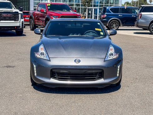 Used 2016 Nissan 370Z Coupe RWD image 6