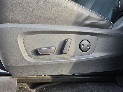 Certified 2023 Nissan Pathfinder SL w/ SL Premium Package image 12