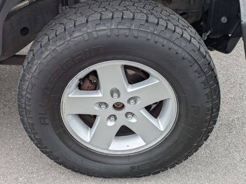 Used 2013 Jeep Wrangler Sport image 23