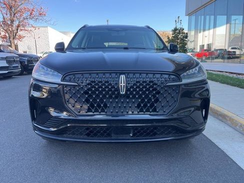 Certified 2025 Lincoln Aviator AWD w/ Jet Appearance Package image 2