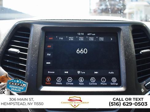 Used 2022 Jeep Cherokee Trailhawk w/ Premium Leather Package image 16