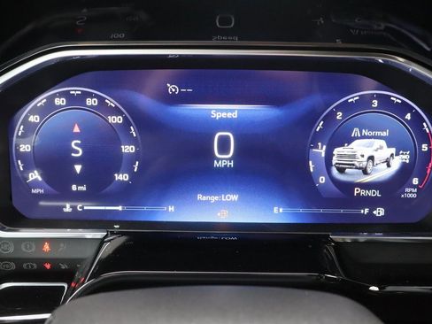 New 2026 Chevrolet Silverado 3500 High Country w/ Technology Package image 9