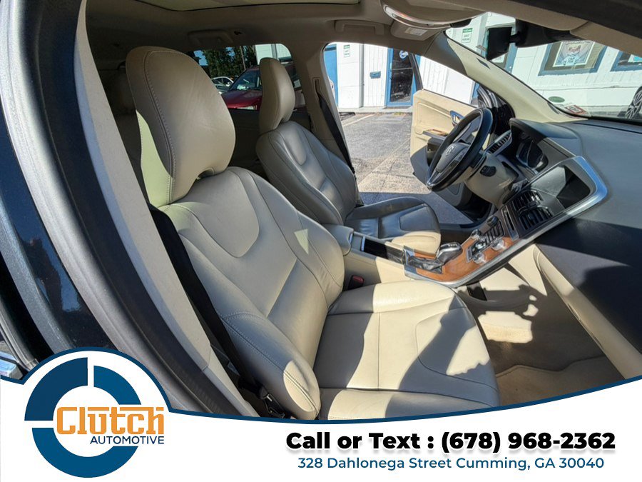 Used 2015 Volvo XC60 T6 AWD/4WD image 18