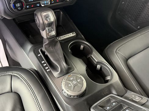 New 2026 Ford Bronco Outer Banks AWD/4WD image 23