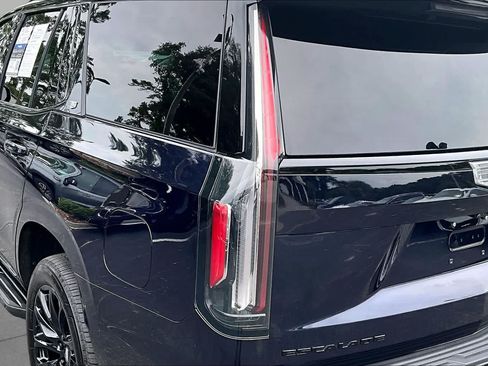 Used 2024 Cadillac Escalade Sport Platinum w/ LPO, ONYX Package AWD/4WD image 54