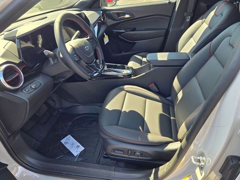 New 2026 Chevrolet Trax RS FWD image 15