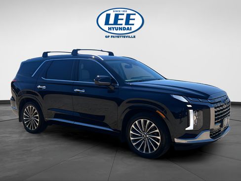 Used 2024 Hyundai Palisade Calligraphy AWD/4WD image 1