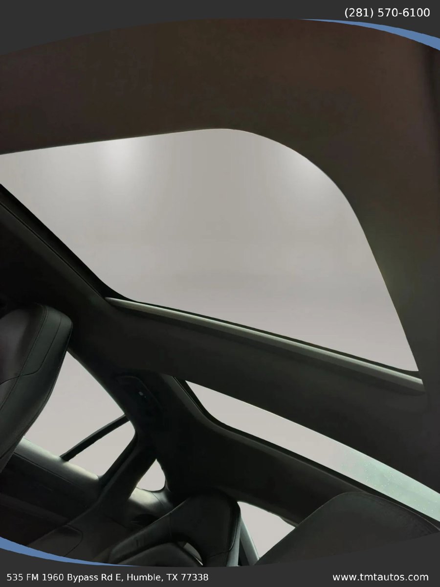 Used 2018 Porsche Panamera 4 AWD/4WD image 14
