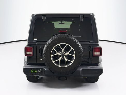 Used 2019 Jeep Wrangler Unlimited Sport S AWD/4WD image 7