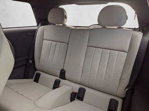 New 2026 MINI Cooper 2-Door Hardtop image 15