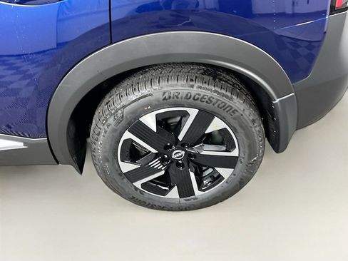 New 2026 Nissan Kicks SV w/ SV Premium Package AWD/4WD image 23