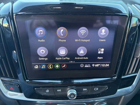 Used 2020 Chevrolet Traverse LT image 22