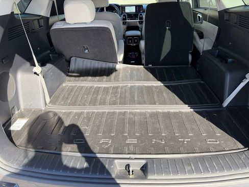 Used 2023 Kia Sorento SX Prestige AWD/4WD image 35