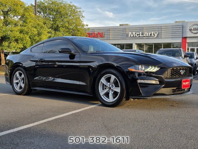 Used 2021 Ford Mustang Coupe RWD image 3